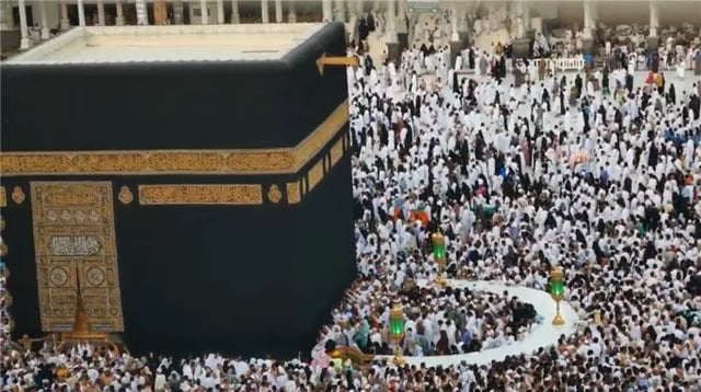 Saudi Arabia Aims for 100 Million Tourists